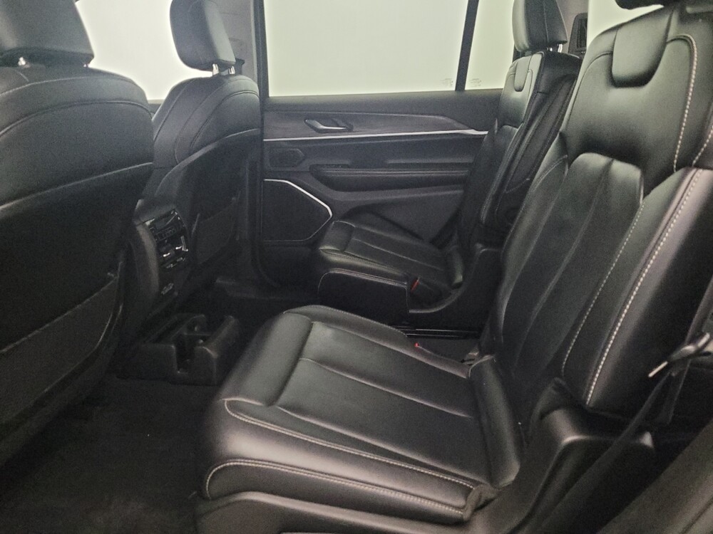 2022 Jeep Grand Cherokee L in Pittsburgh, PA 15236 - 18122115 18