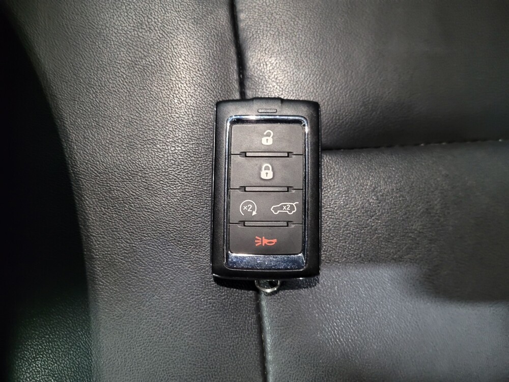 2022 Jeep Grand Cherokee L in Pittsburgh, PA 15236 - 18122115 32