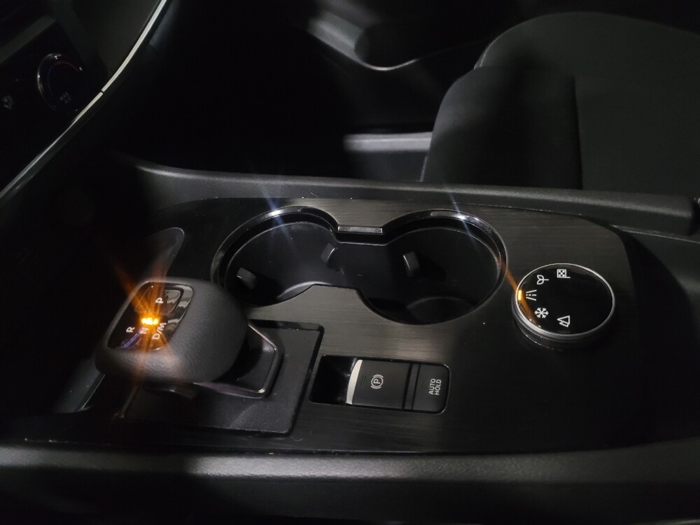 2023 Nissan Rogue in Pittsburgh, PA 15236 - 18122125 26