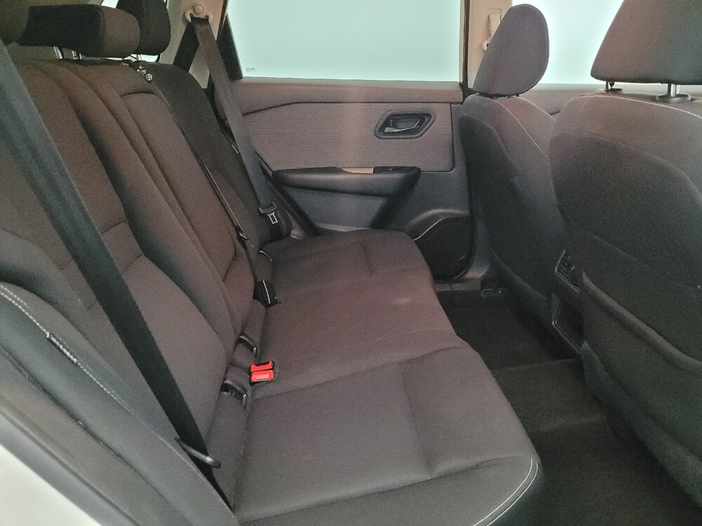 2023 Nissan Rogue in Pittsburgh, PA 15236 - 18122125 19