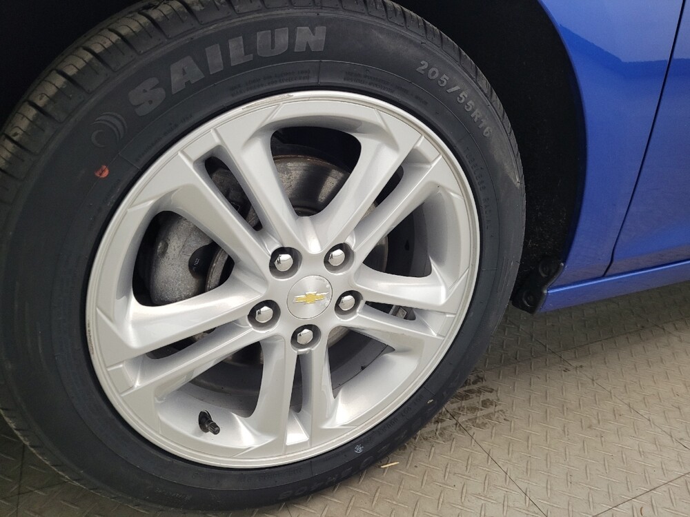 2017 Chevrolet Cruze in Langhorne, PA 19047 - 18122130 31