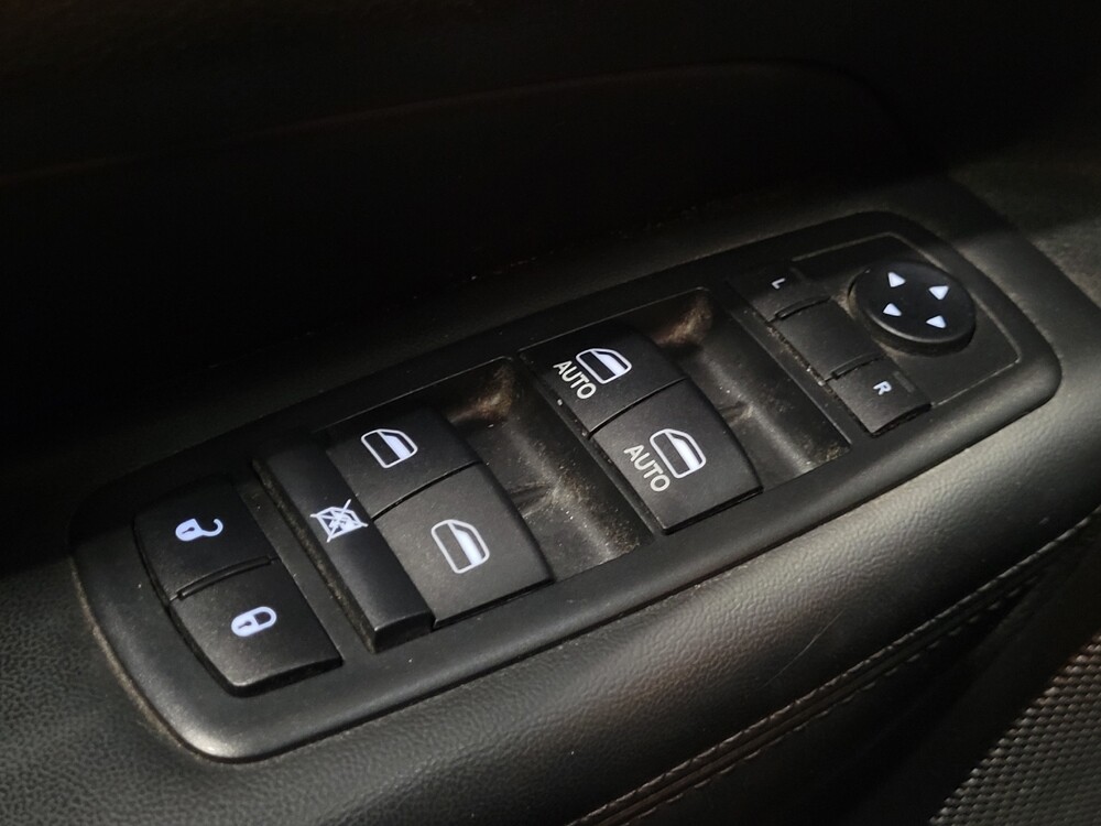 2019 Jeep Grand Cherokee in Newport News, VA 23601 - 18122131 27