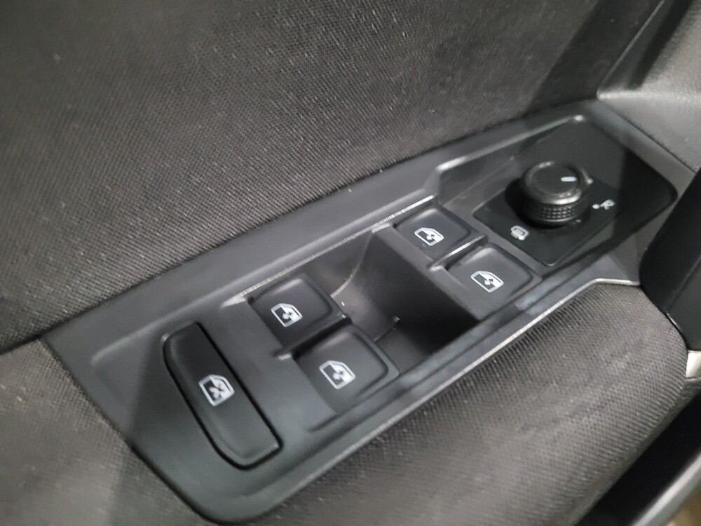 2020 Volkswagen Tiguan in Newport News, VA 23601 - 18122133 27