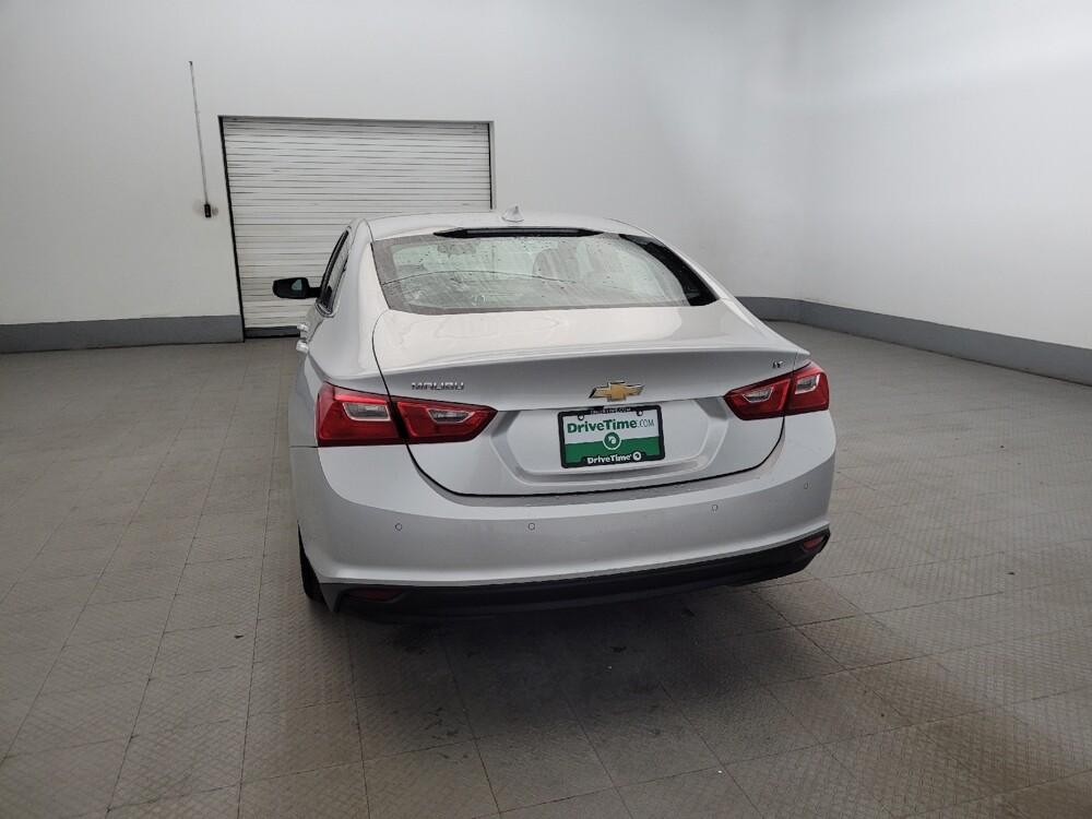 2018 Chevrolet Malibu in Owings Mills, MD 21117 - 18122135 6