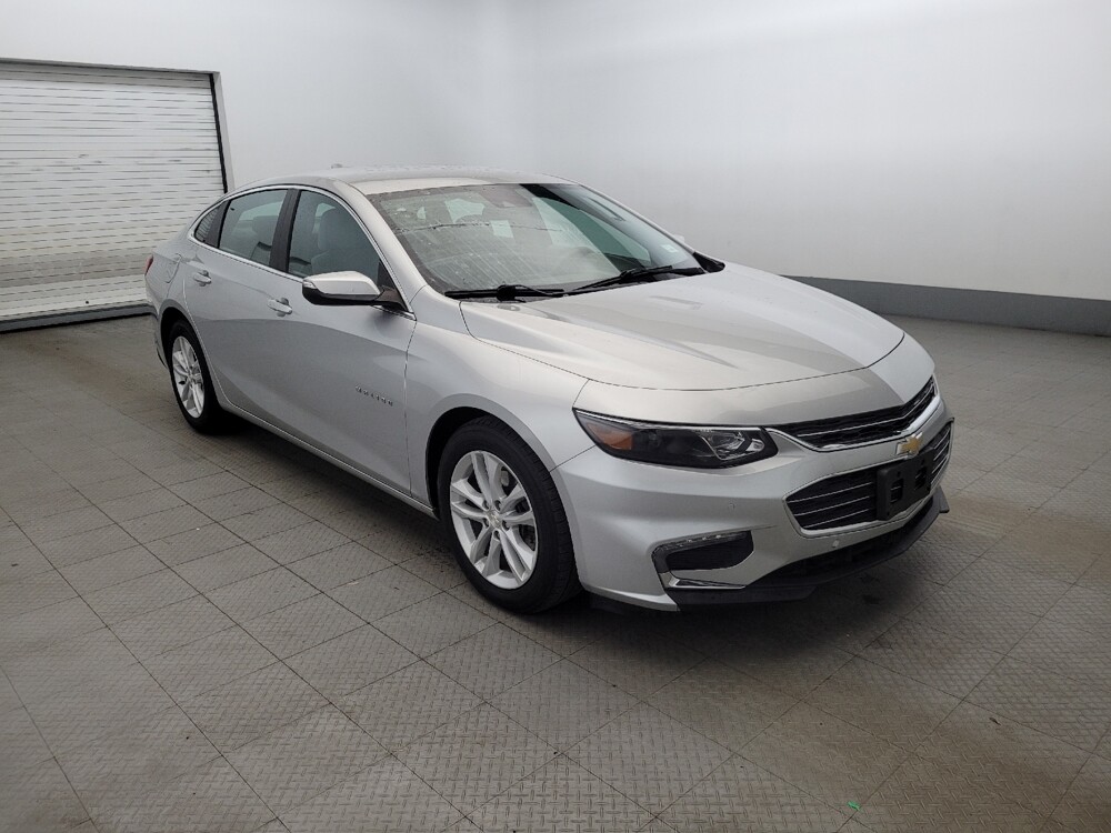2018 Chevrolet Malibu in Owings Mills, MD 21117 - 18122135 13