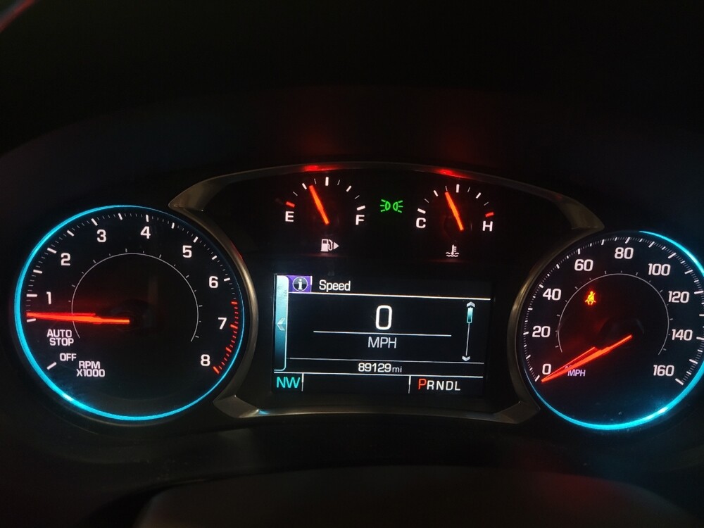 2018 Chevrolet Malibu in Owings Mills, MD 21117 - 18122135 23