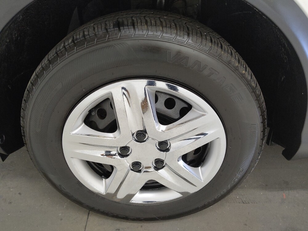 2018 Nissan Rogue Sport in St. Louis, MO 63125 - 18122141 31