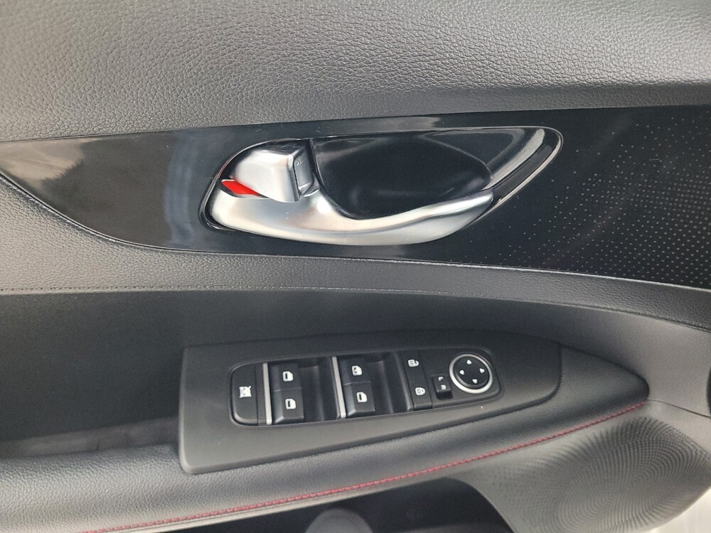 2023 Kia Forte in St. Louis, MO 63125 - 18122142 27