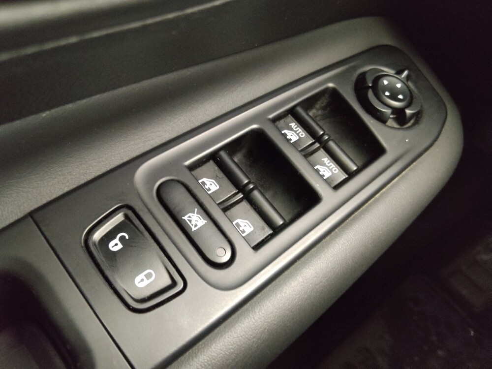 2022 Jeep Renegade in Springfield, MO 65807 - 18122145 27