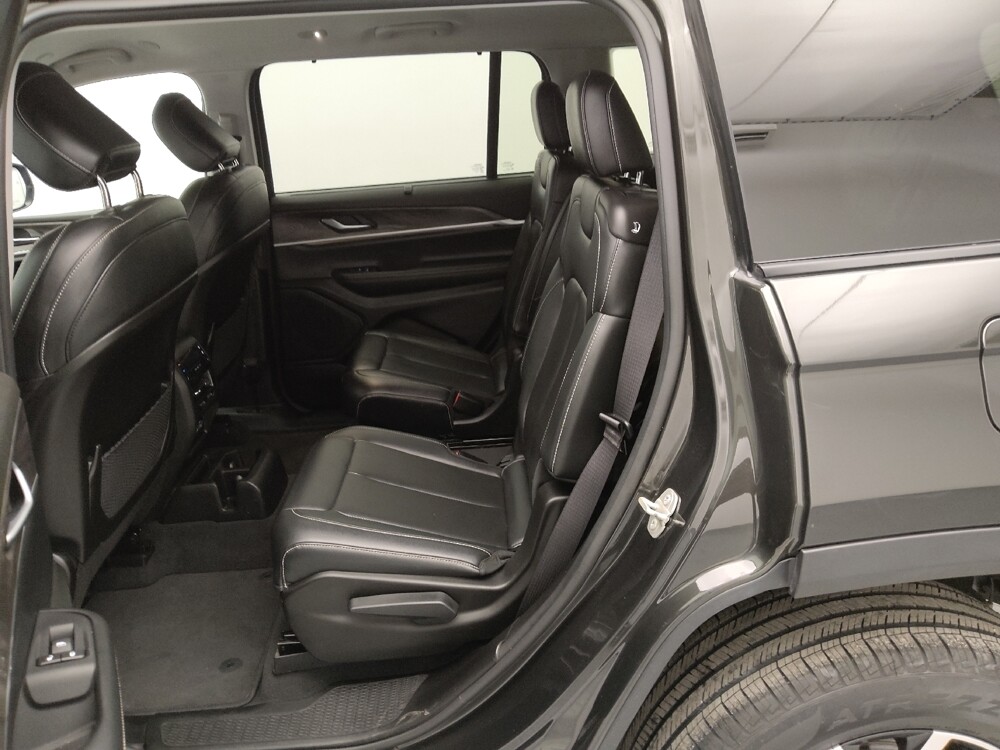 2023 Jeep Grand Cherokee L in Independence, MO 64055 - 18122148 18