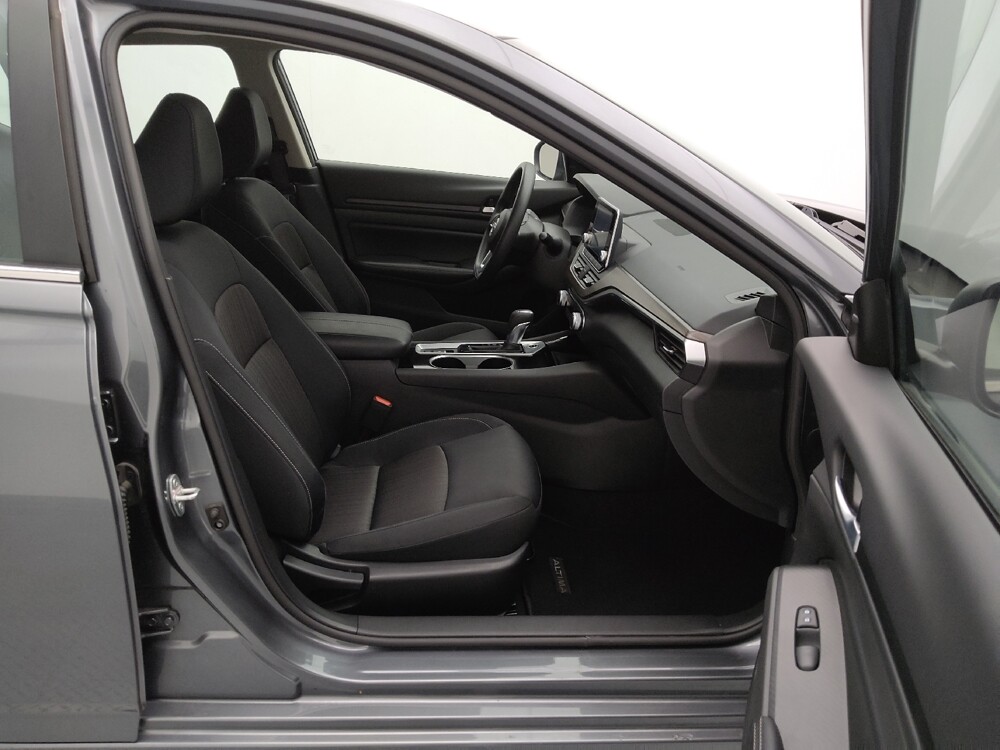 2024 Nissan Altima in Gladstone, MO 64118 - 18122149 21