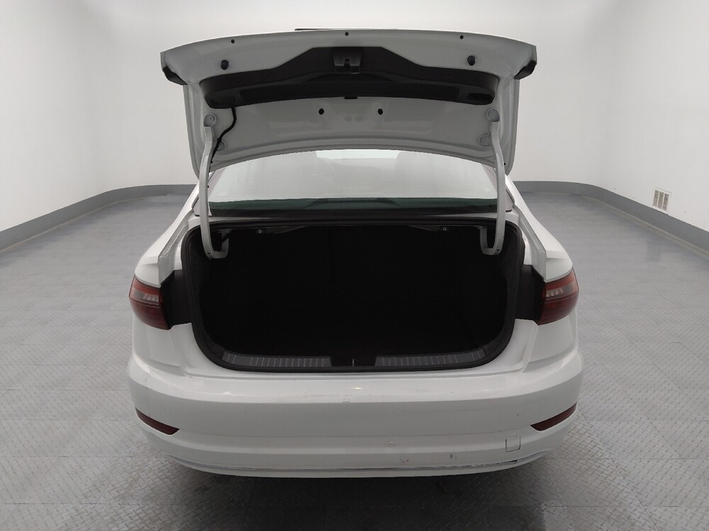 2020 Volkswagen Jetta in Gladstone, MO 64118 - 18122152 29