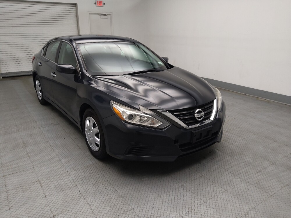 2016 Nissan Altima in Peoria, IL 61615 - 18122153 13