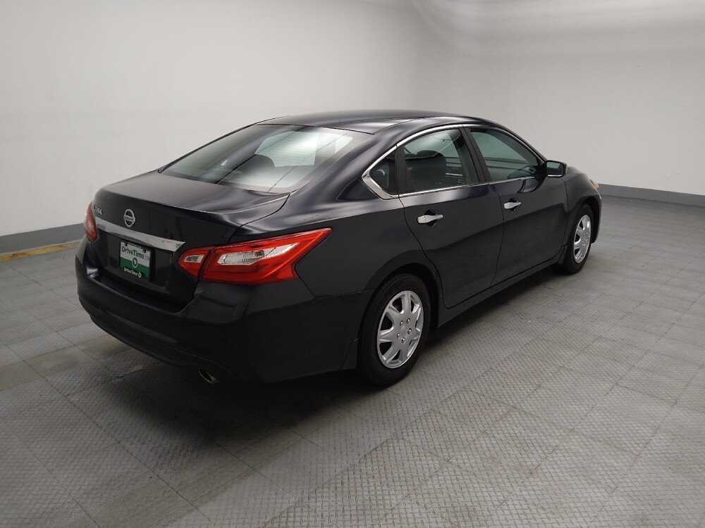 2016 Nissan Altima in Peoria, IL 61615 - 18122153 10