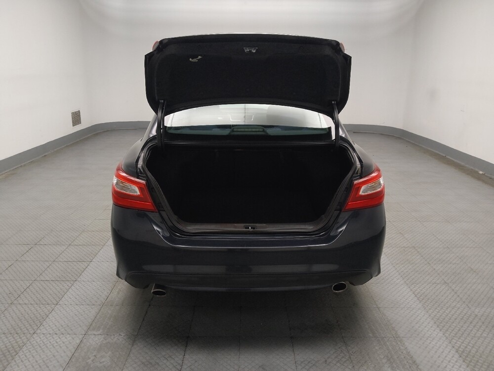 2016 Nissan Altima in Peoria, IL 61615 - 18122153 29