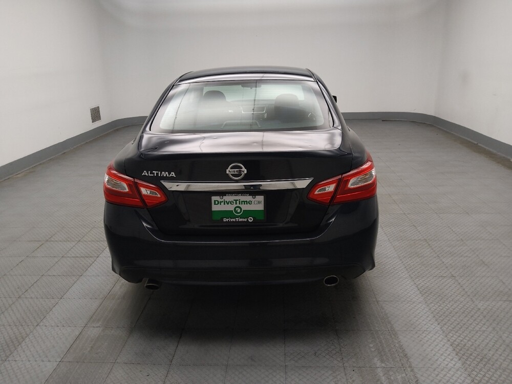 2016 Nissan Altima in Peoria, IL 61615 - 18122153 7