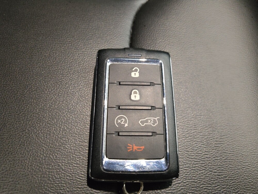 2023 Jeep Grand Cherokee in Midlothian, IL 60445 - 18122154 32