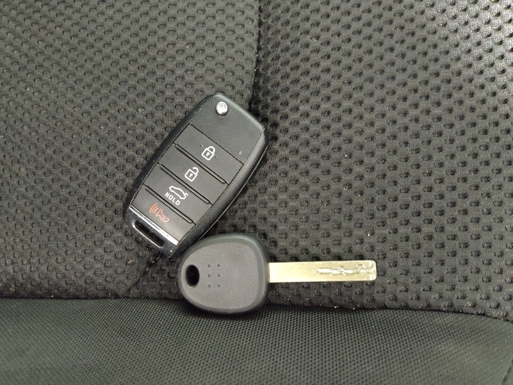 2020 Kia Optima in Midlothian, IL 60445 - 18122157 32