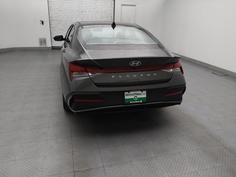 2024 Hyundai Elantra in Raleigh, NC 27604 - 18122160 6