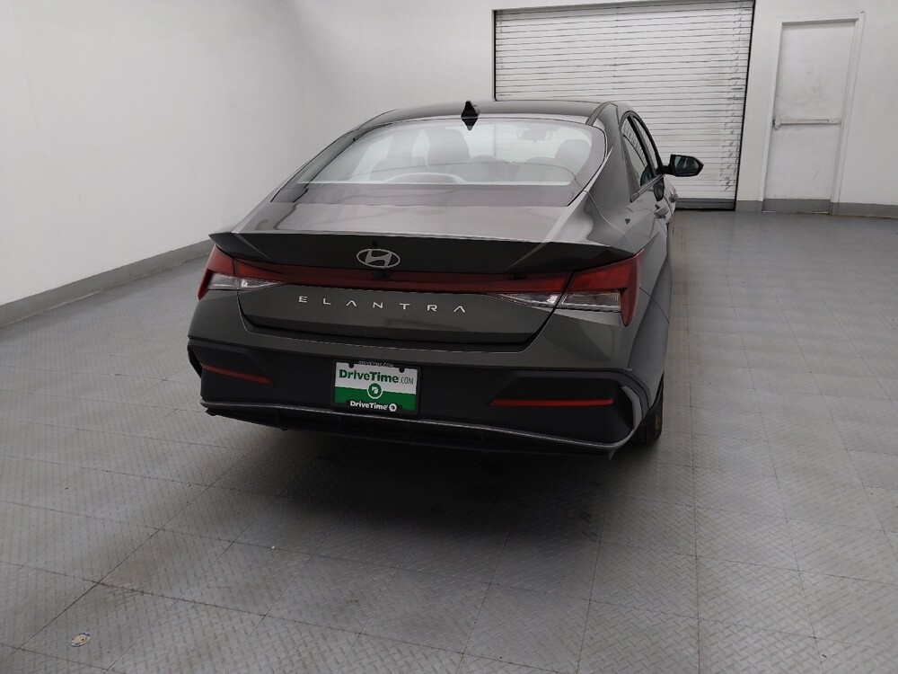2024 Hyundai Elantra in Raleigh, NC 27604 - 18122160 7