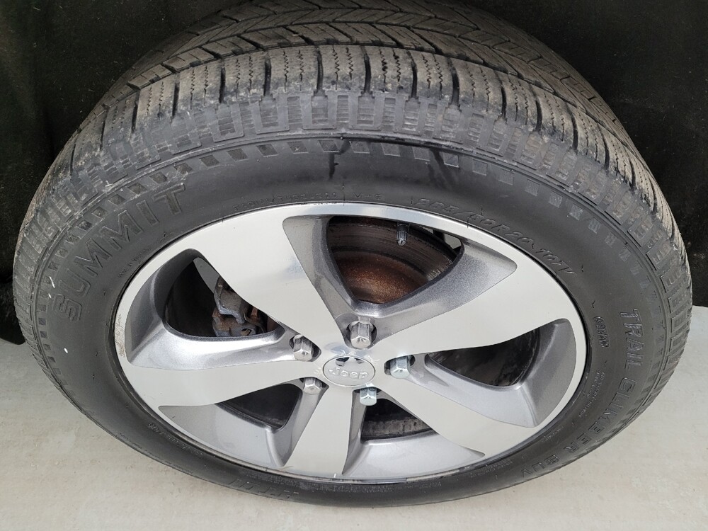 2016 Jeep Grand Cherokee in Cincinnati, OH 45255 - 18122162 31