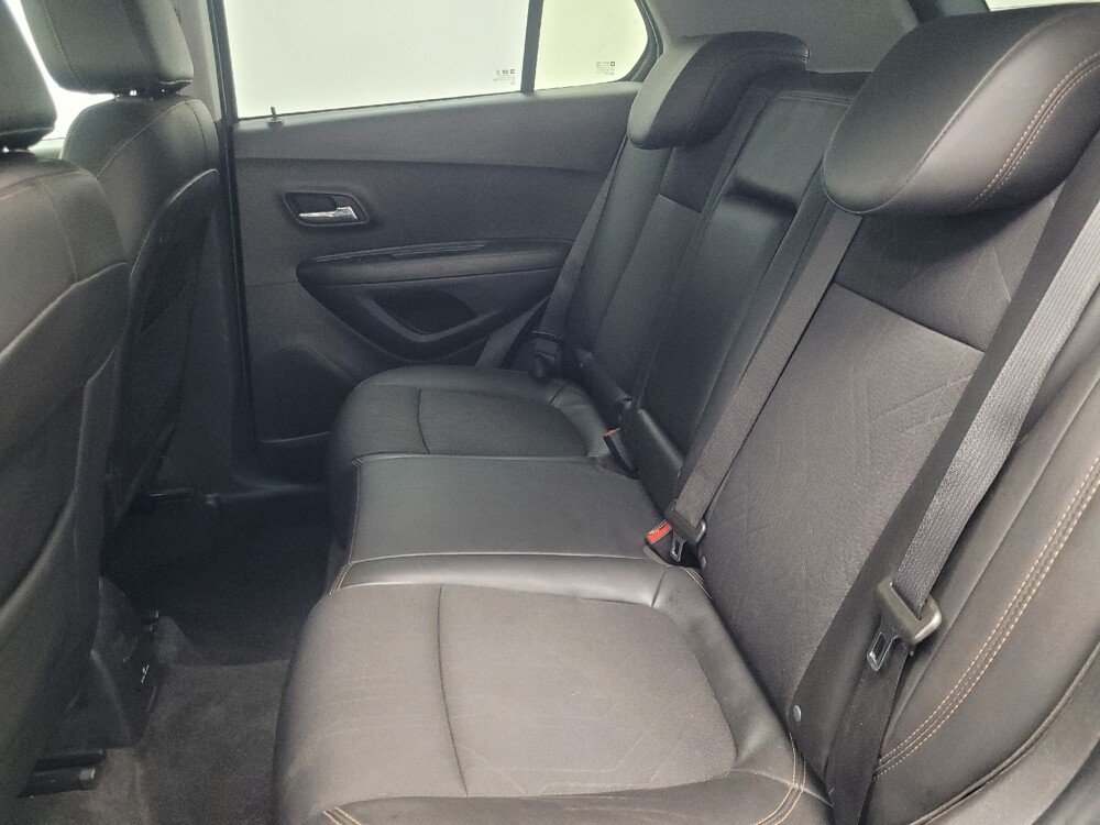 2020 Chevrolet Trax in Ft Wayne, IN 46805 - 18122163 18