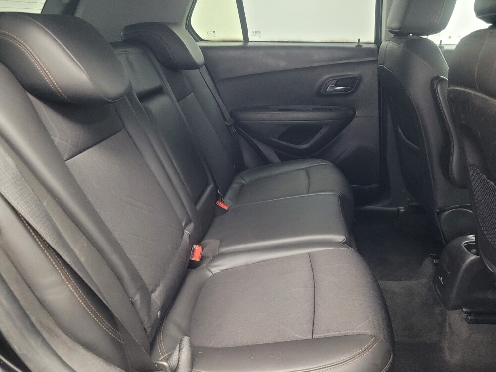 2020 Chevrolet Trax in Ft Wayne, IN 46805 - 18122163 19