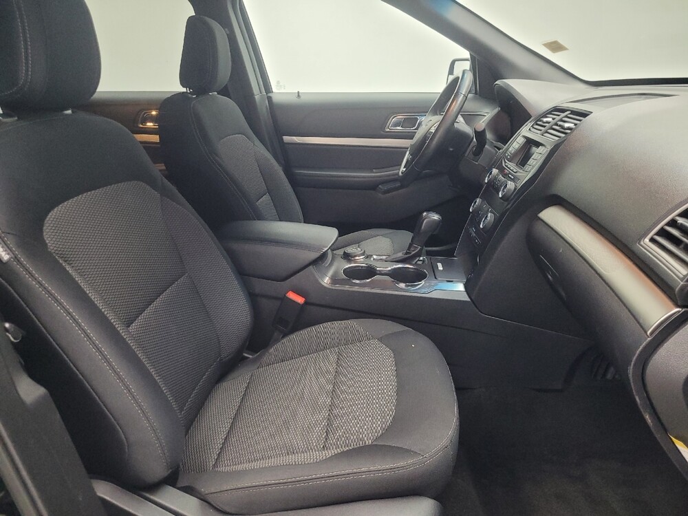 2018 Ford Explorer in Ft Wayne, IN 46805 - 18122164 21