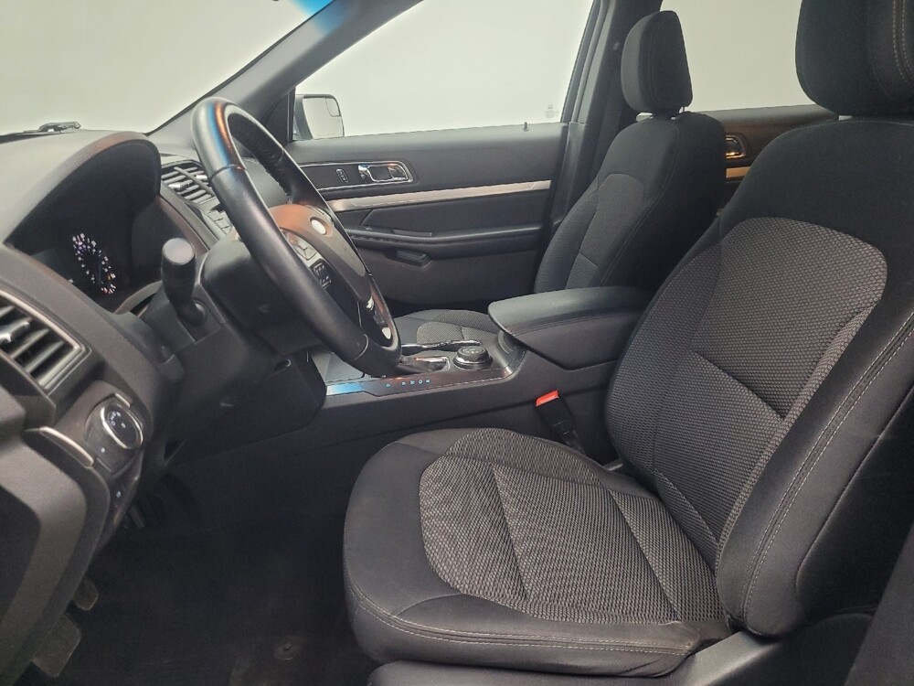 2018 Ford Explorer in Ft Wayne, IN 46805 - 18122164 17