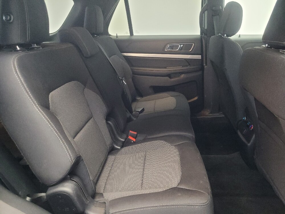 2018 Ford Explorer in Ft Wayne, IN 46805 - 18122164 19
