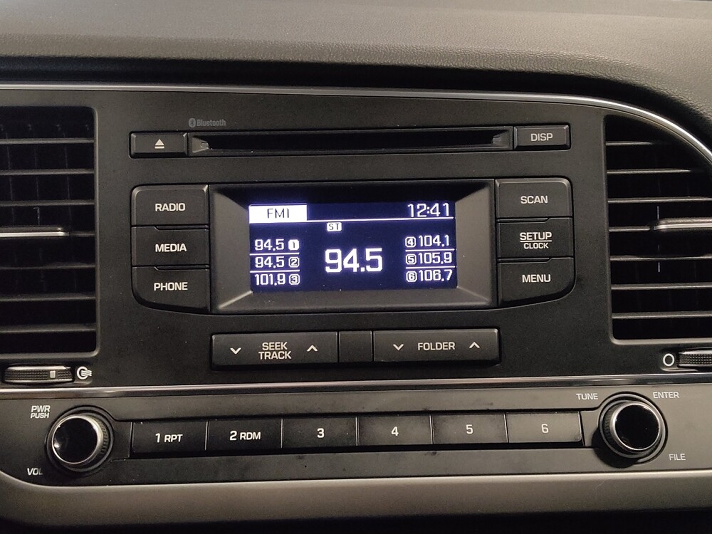 2018 Hyundai Elantra in Savannah, GA 31419 - 18122167 25