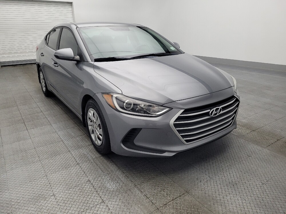 2018 Hyundai Elantra in Savannah, GA 31419 - 18122167 13