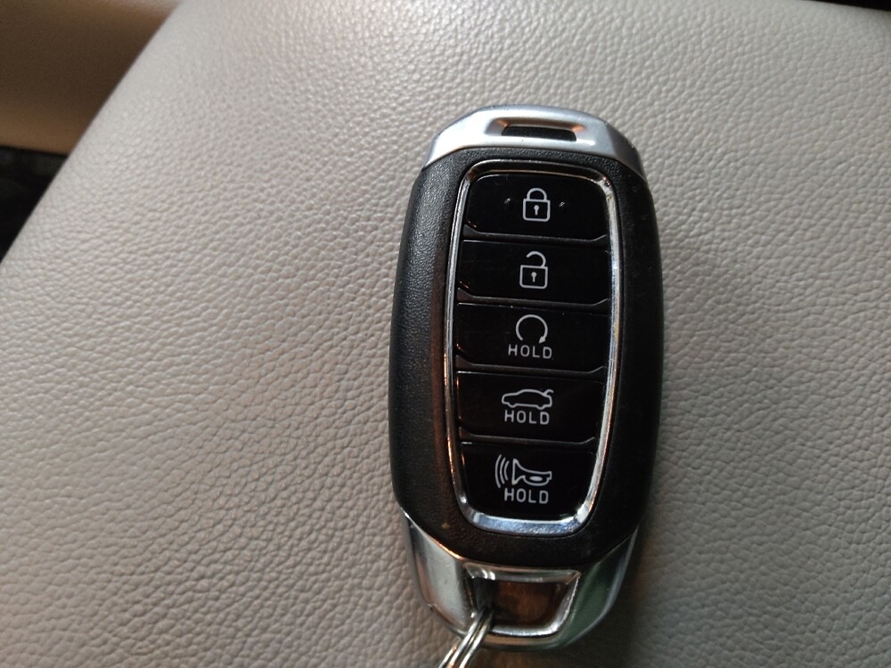 2022 Hyundai Elantra in Birmingham, AL 35215 - 18122174 32