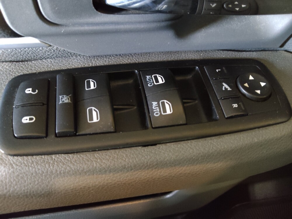 2015 RAM 1500 in Greenville, NC 27834 - 18122181 27