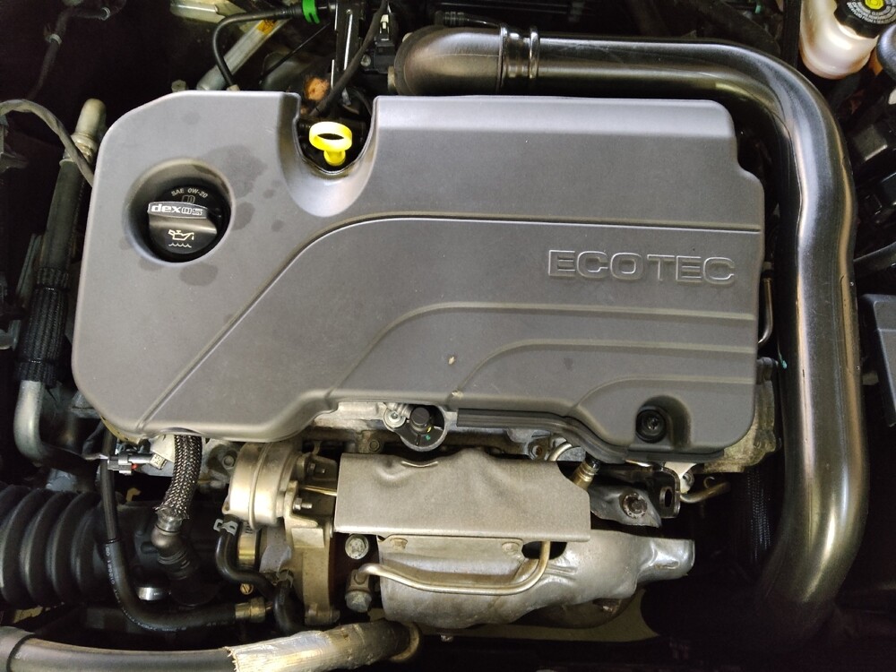 2022 Chevrolet Malibu in Greensboro, NC 27407 - 18122182 30