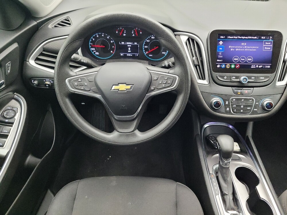 2022 Chevrolet Malibu in Greensboro, NC 27407 - 18122182 22