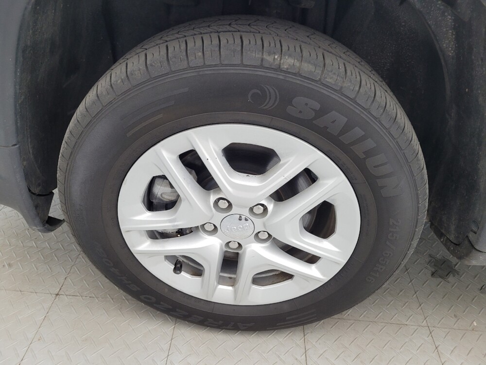 2018 Jeep Compass in Gastonia, NC 28056 - 18122185 31