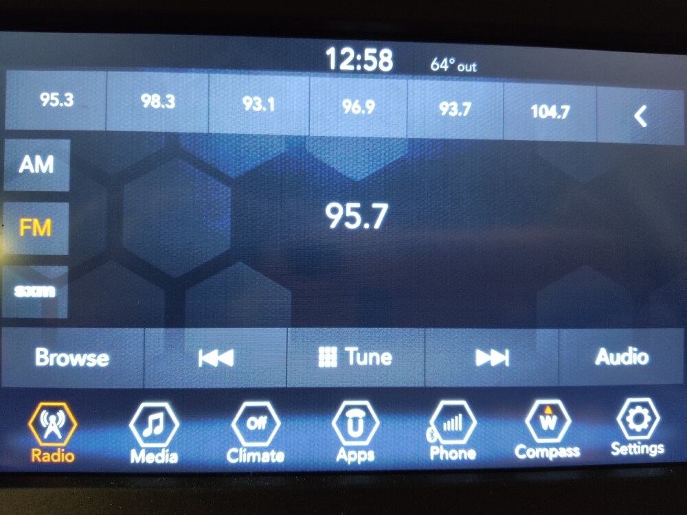 2018 Jeep Compass in Gastonia, NC 28056 - 18122185 25