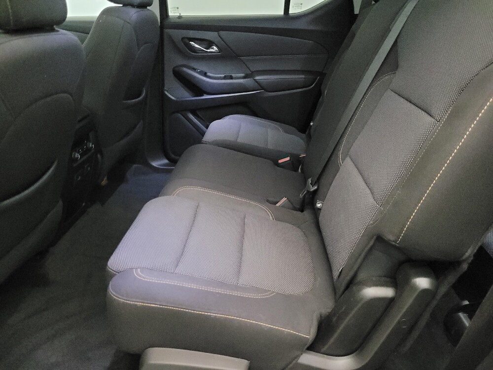 2020 Chevrolet Traverse in New Castle, DE 19720 - 18122193 18