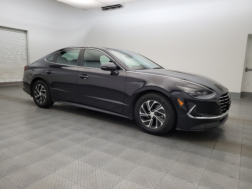 2023 Hyundai Sonata in Glendale, AZ 85301 - 18122195 11