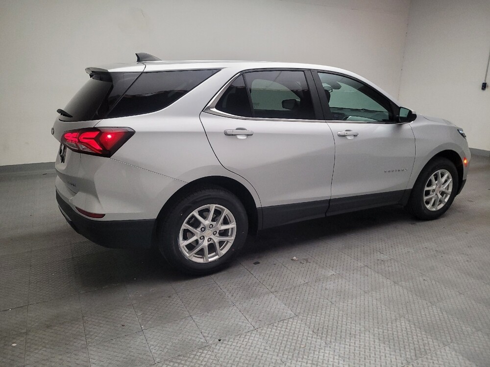 2022 Chevrolet Equinox in Riverside, CA 92504 - 18122199 10