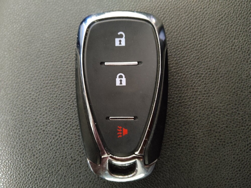 2020 Chevrolet Equinox in Greenville, SC 29607 - 18122200 32