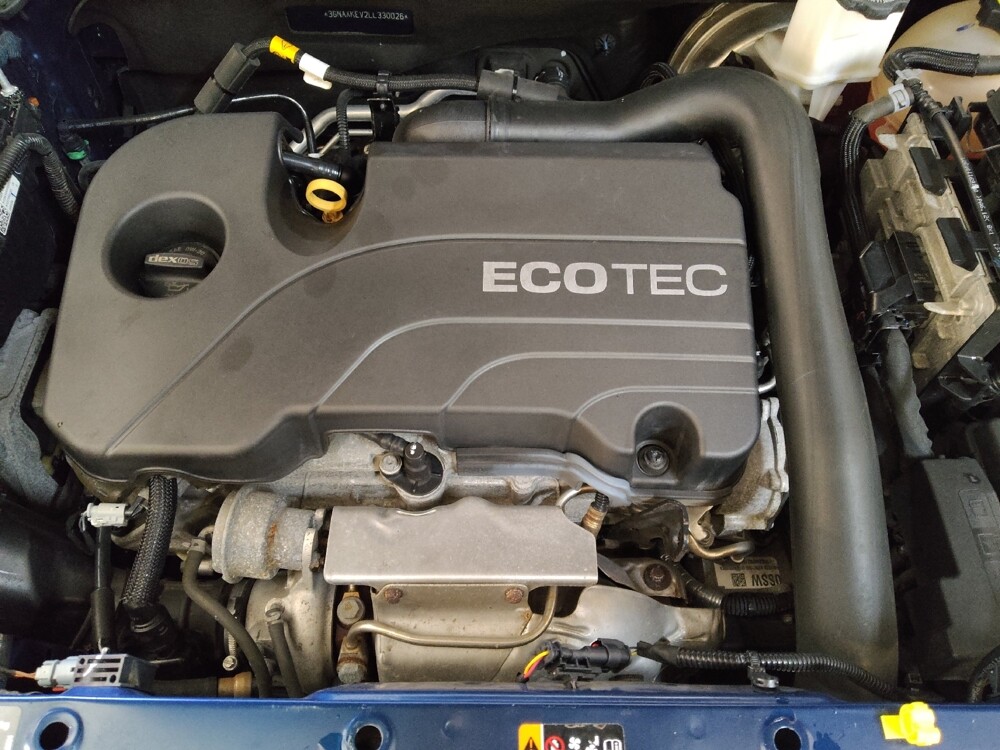 2020 Chevrolet Equinox in Greenville, SC 29607 - 18122200 30