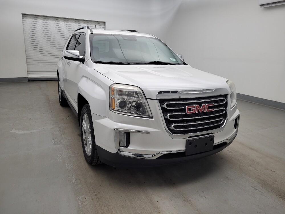 2017 GMC Terrain in Maple Heights, OH 44137 - 18122202 14