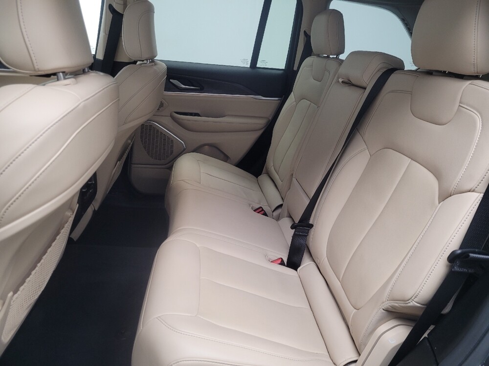 2022 Jeep Grand Cherokee in Ft Wayne, IN 46805 - 18122204 18