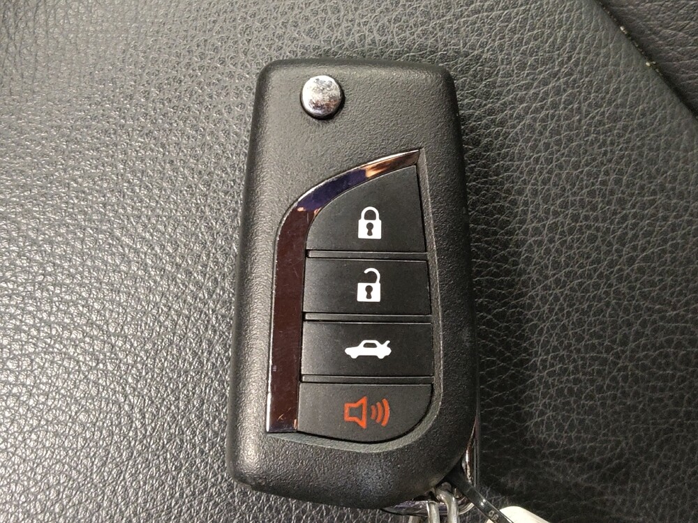 2019 Toyota Camry in Lewisville, TX 75067 - 18122205 32