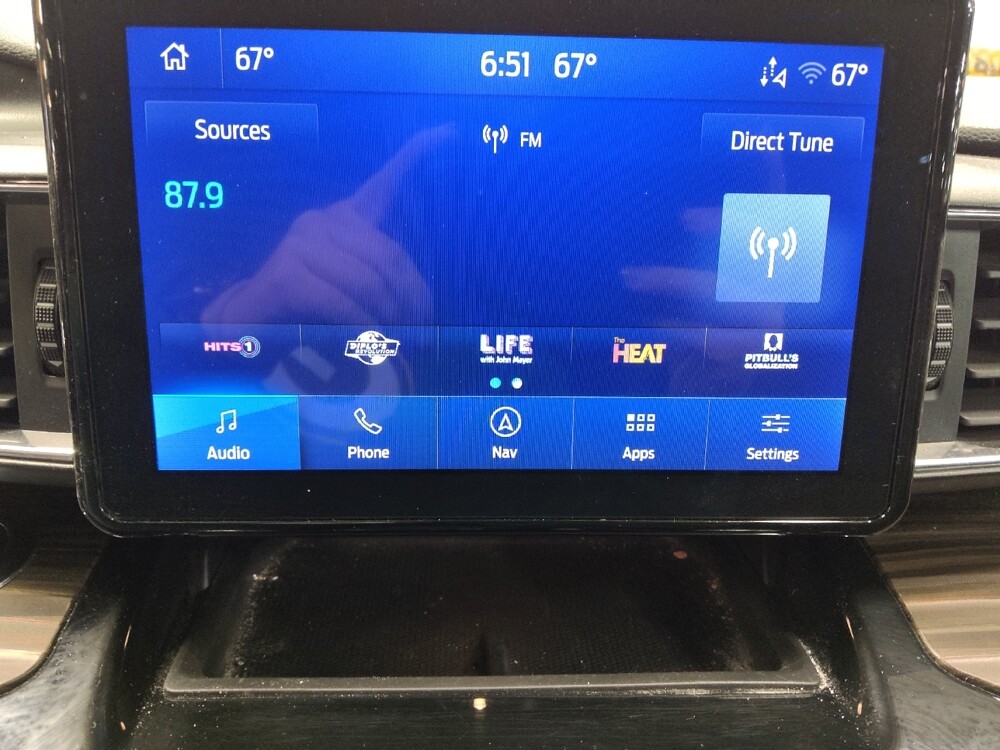 2024 Ford Explorer in Arlington, TX 76011 - 18122209 25