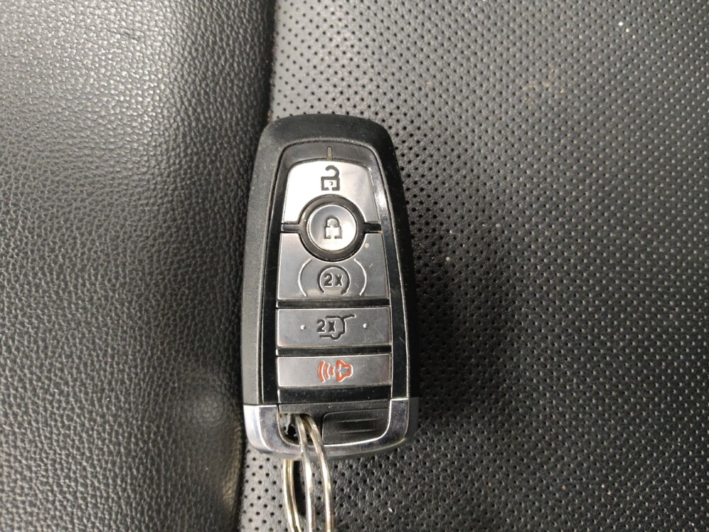 2024 Ford Explorer in Arlington, TX 76011 - 18122209 32