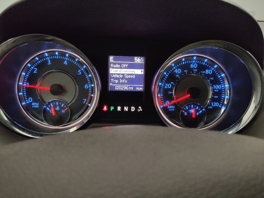 2016 Chrysler Town & Country in Lombard, IL 60148 - 18122211 23