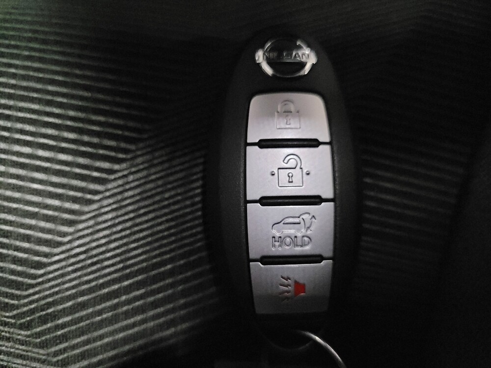 2015 Nissan Rogue in Pittsburgh, PA 15236 - 18122221 32